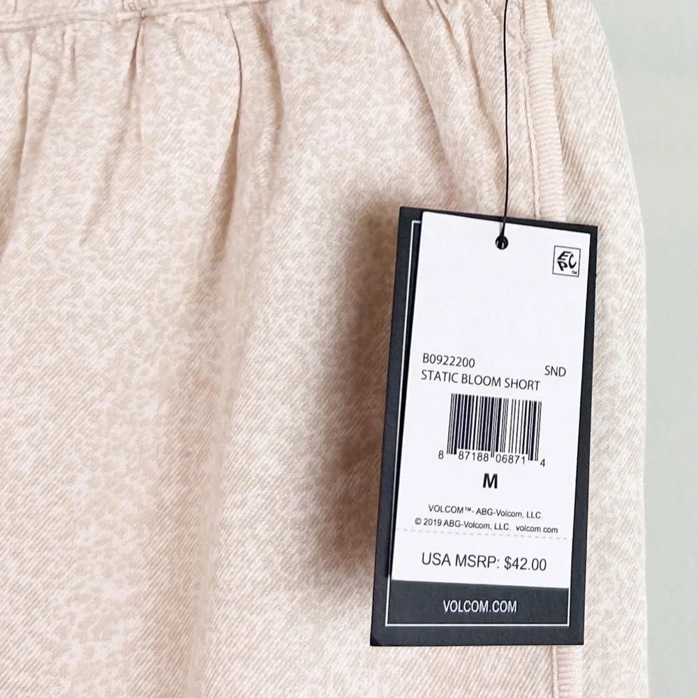 NWT Volcom Static Bloom Pull On Shorts Cream